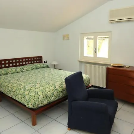 Sleeps 23 Air Con 빌라 페자로